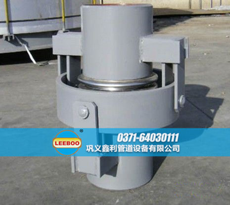 萬(wàn)向鉸鏈<a href=http://www.s4ggu.cn target=_blank class=infotextkey>補(bǔ)償器</a>