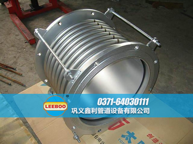大口徑<a href=http://www.s4ggu.cn target=_blank class=infotextkey>補償器</a>的導(dǎo)流筒結(jié)構(gòu)